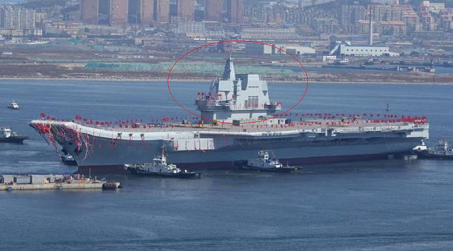 Những điểm khác biệt giữa 2 tàu sân bay Trung Quốc Những điểm khác biệt giữa 2 tàu sân bay Trung Quốc
